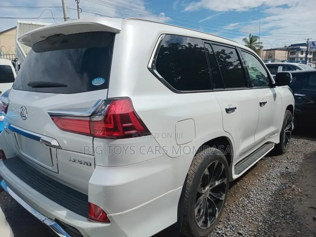 Lexus LX 2019 White