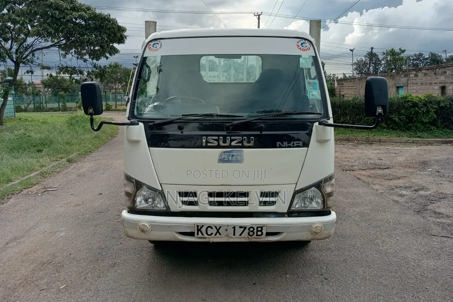 Isuzu NKR Open Body( Sand Harvester)