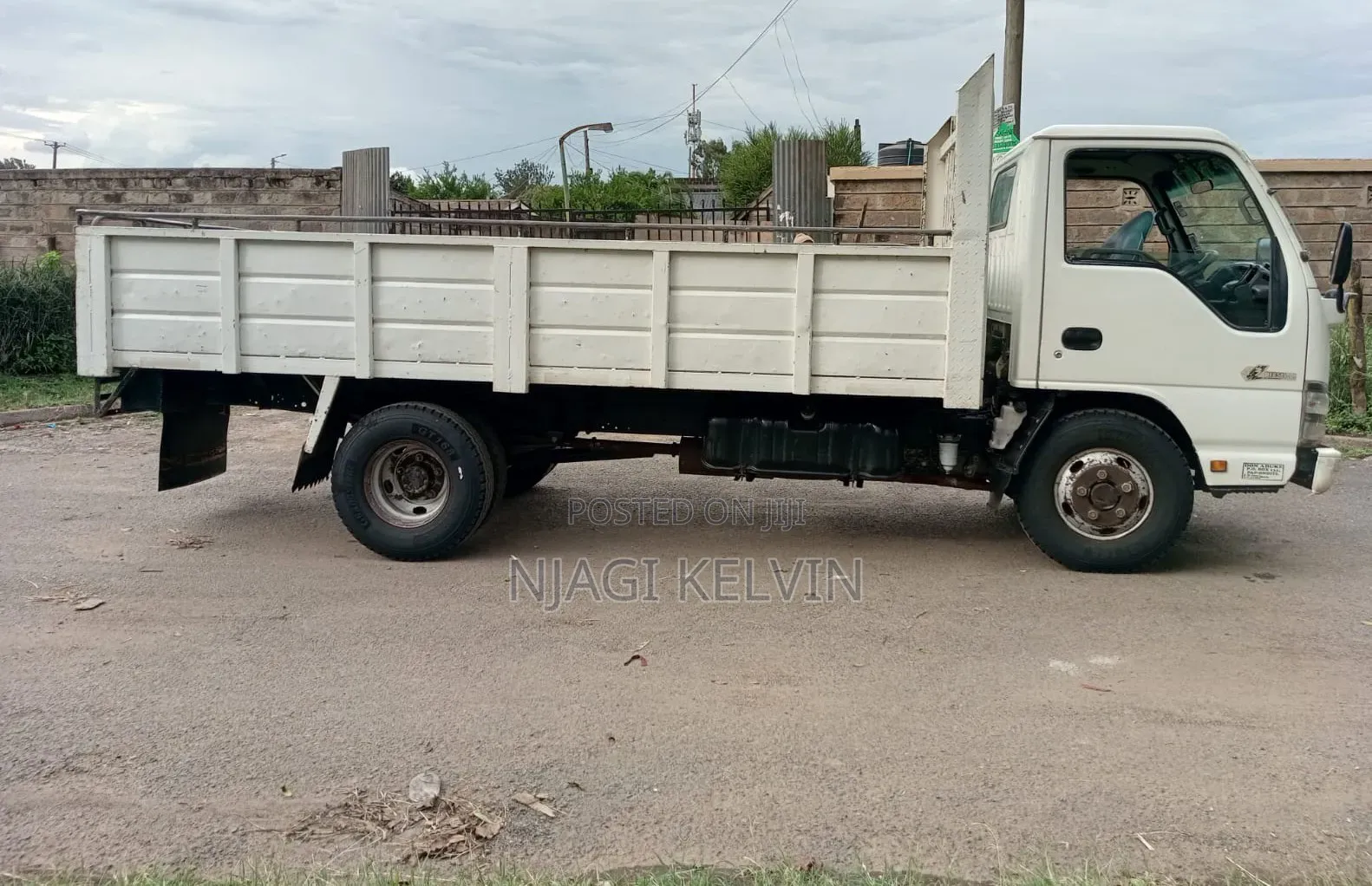 Isuzu NKR Open Body( Sand Harvester)