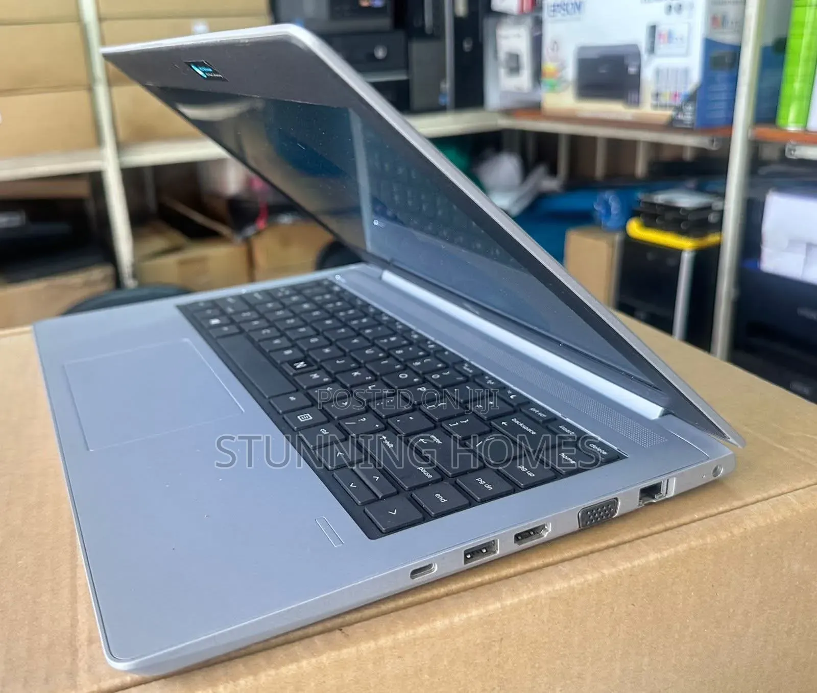 Laptop HP 14-ep0063 4GB Intel Celeron HDD+SSD 250GB