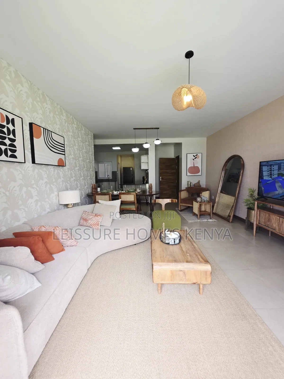 3bdrm Apartment in Gateway Mall Area for sale