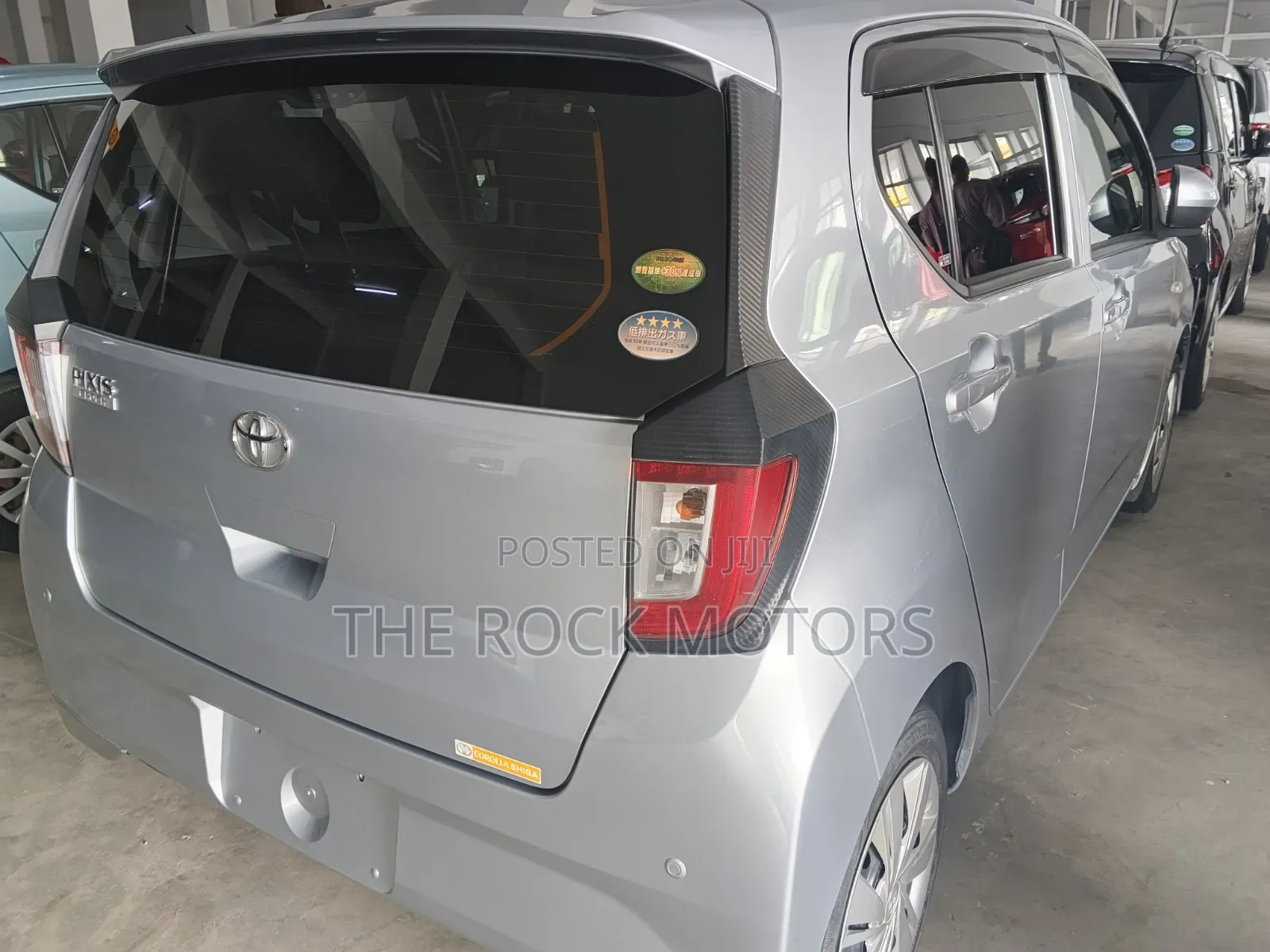 Toyota Pixis 2019 Silver