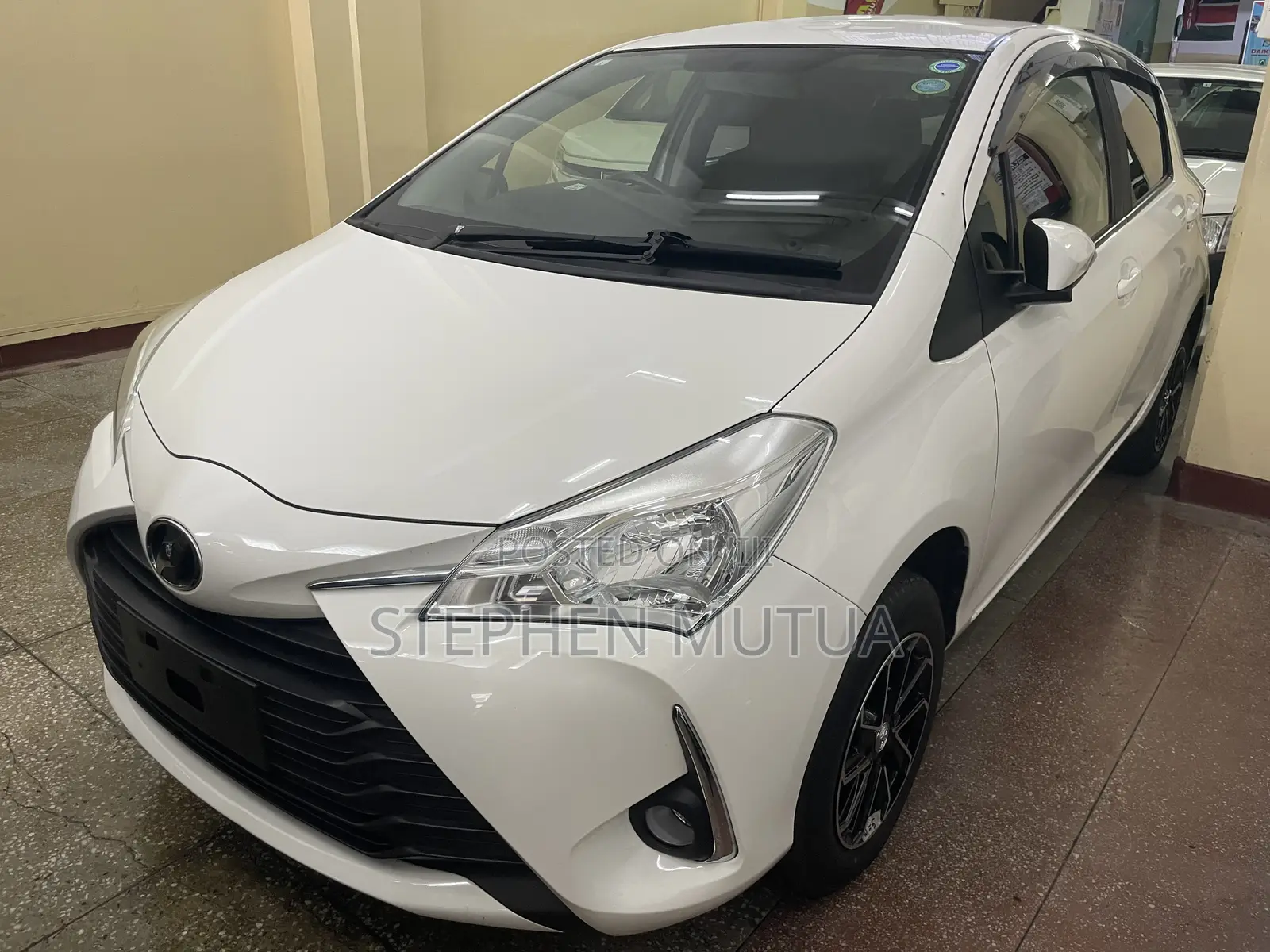 Toyota Vitz 1.3 AWD 5dr 2019 White