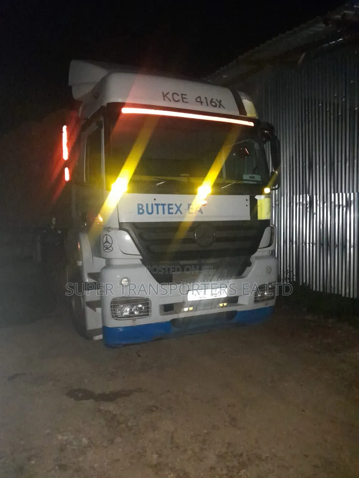 Trailers.In.Kisumu for Transport/Logistics Services to Nairobi.