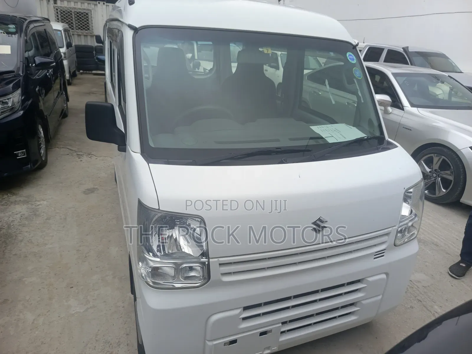 Suzuki Every Wagon 2019 White