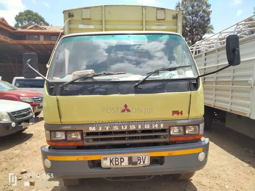 Mitsubishi Fh215 Truck,2010 Model