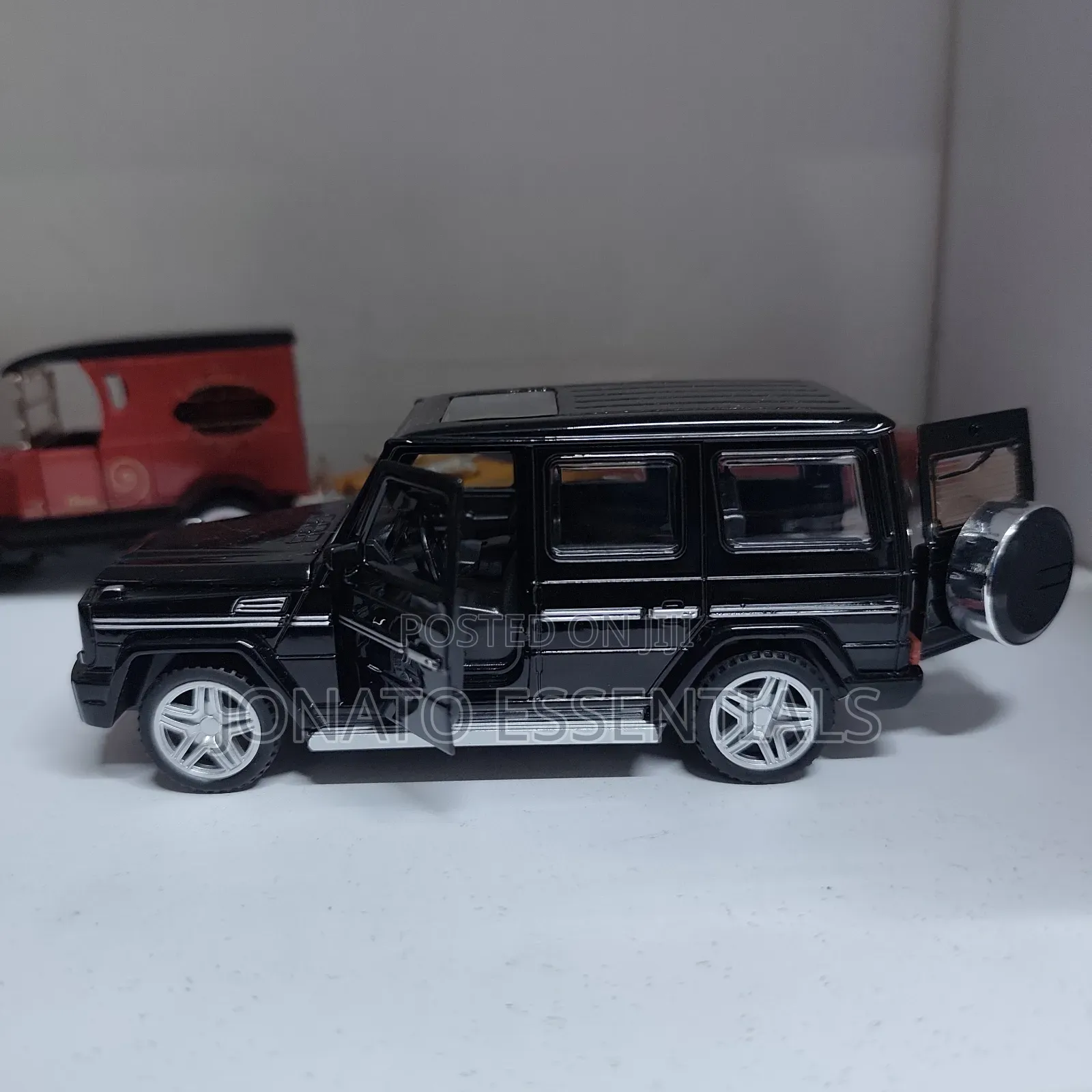 Mercedes Benz G63 G-Wagon Diecast Metal Toy Car - Pull Back Action