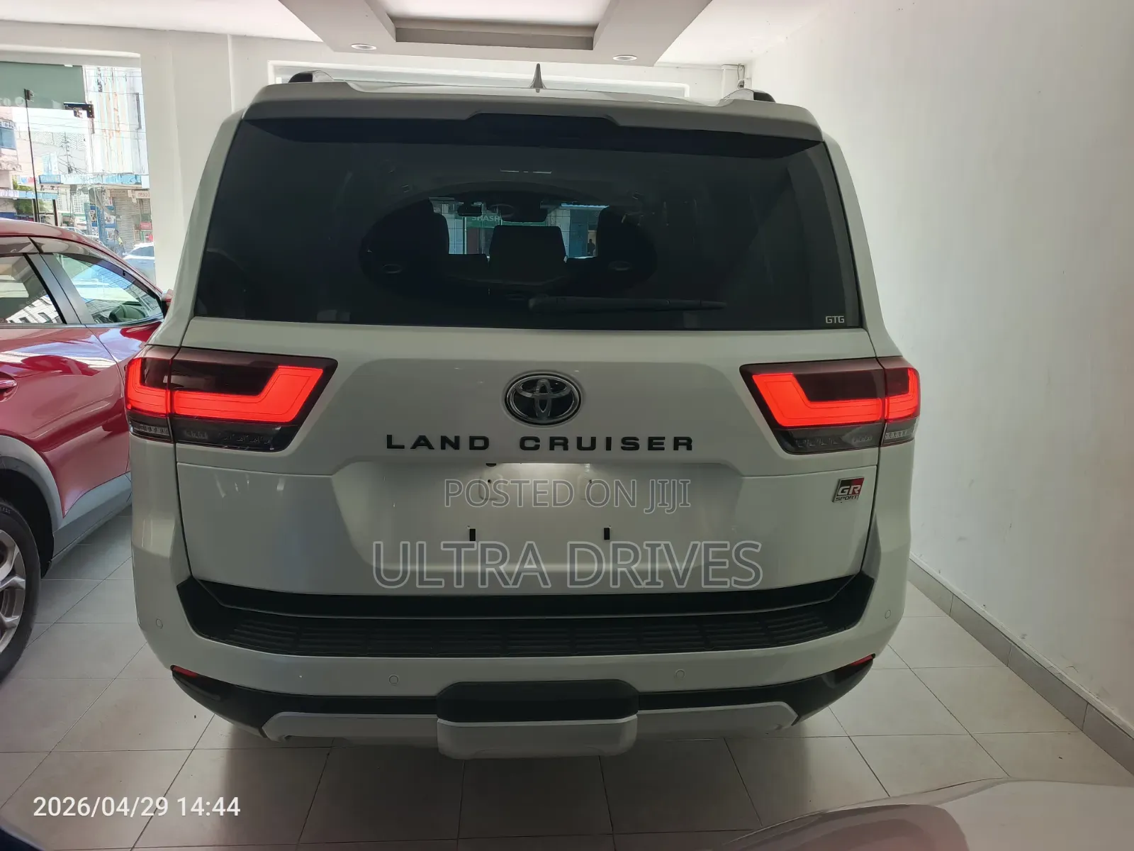 Toyota Land Cruiser Prado 2021 White