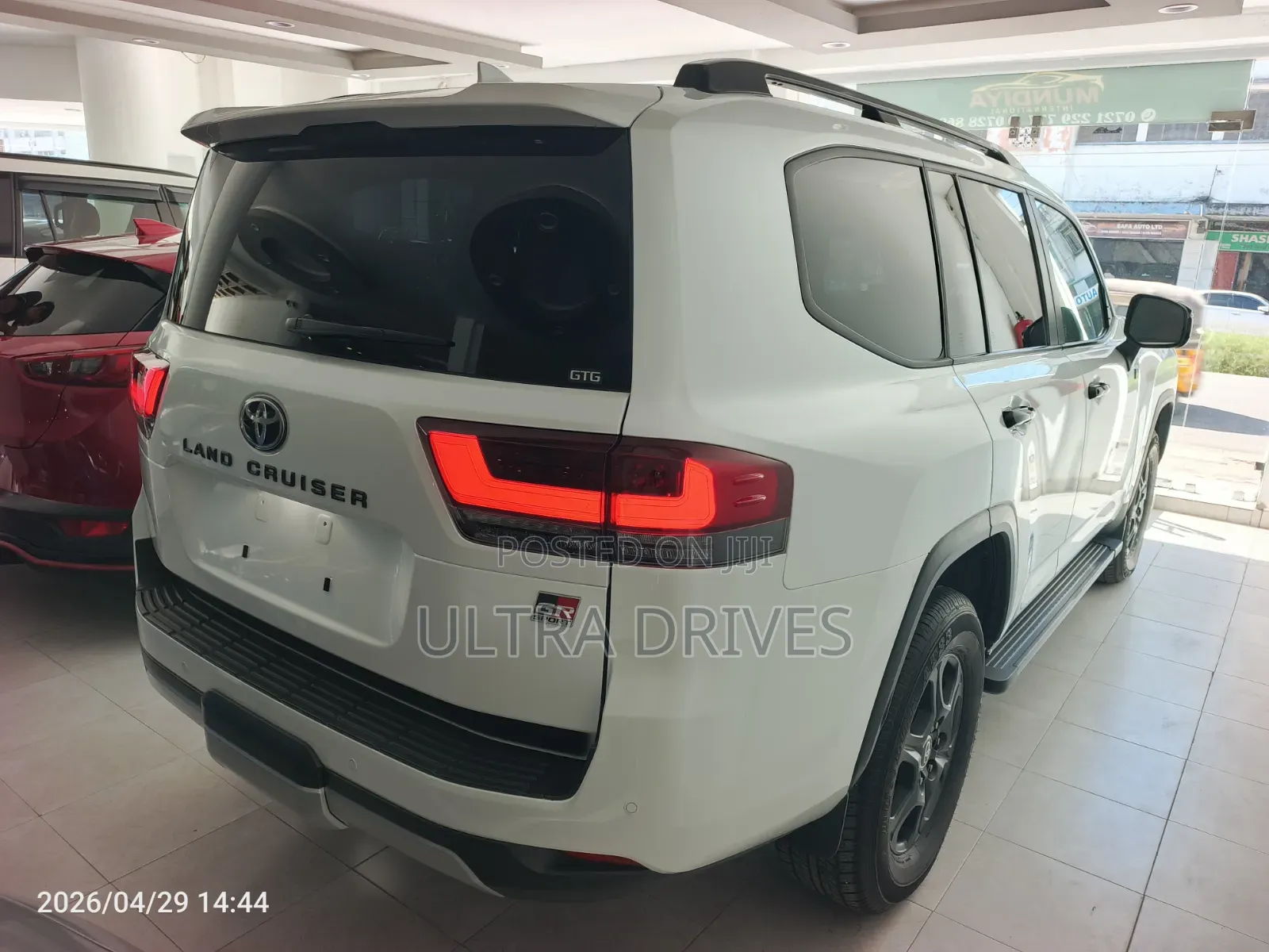 Toyota Land Cruiser Prado 2021 White