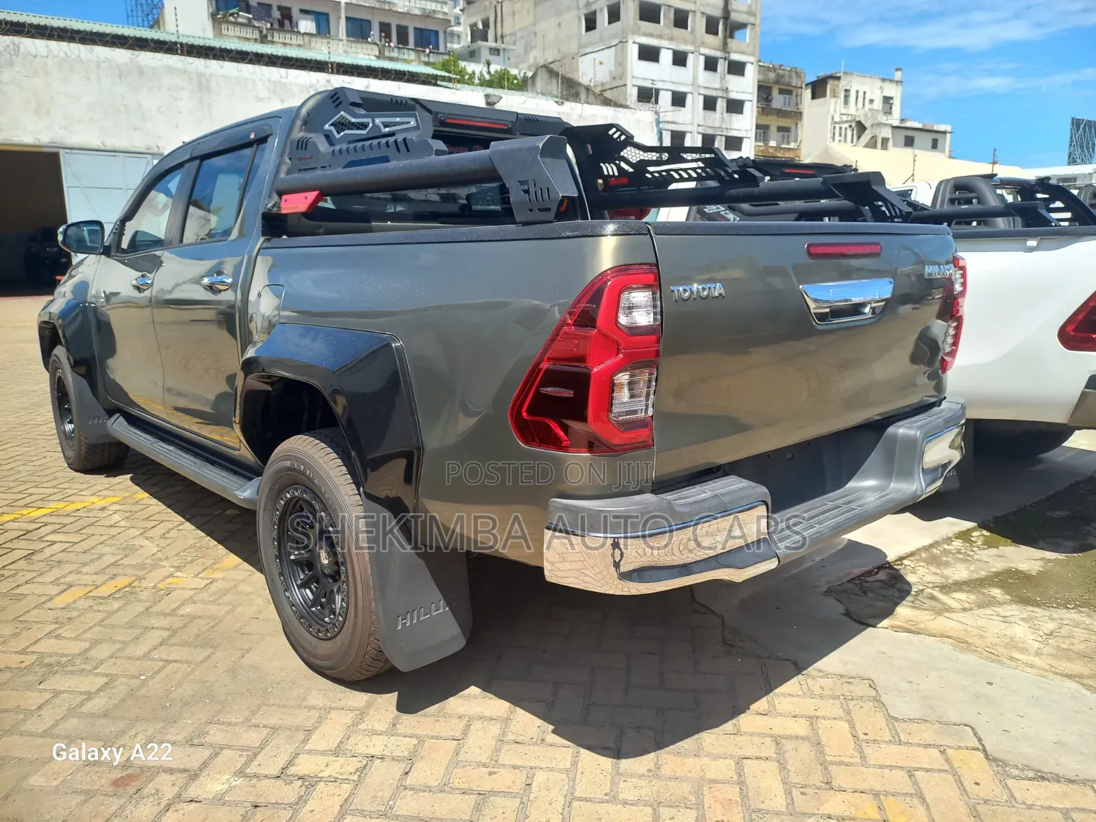 Toyota Hilux 2019 Gray