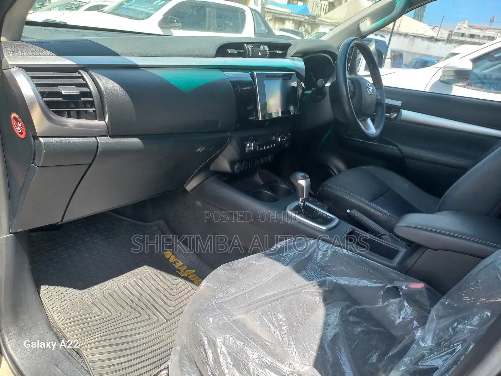 Toyota Hilux 2019 Gray