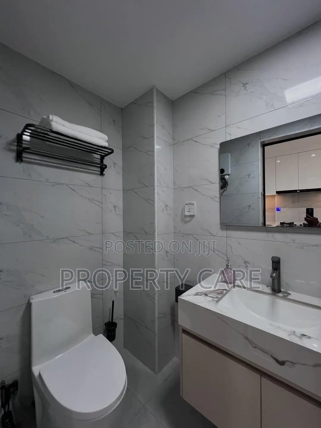 Studio Apartment in Kilimani for sale