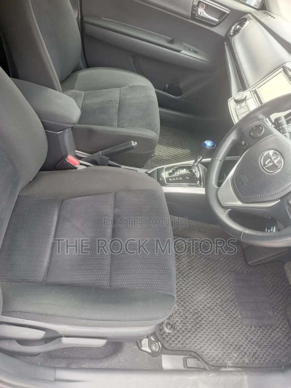 Toyota Corolla Fielder 2020 Blue