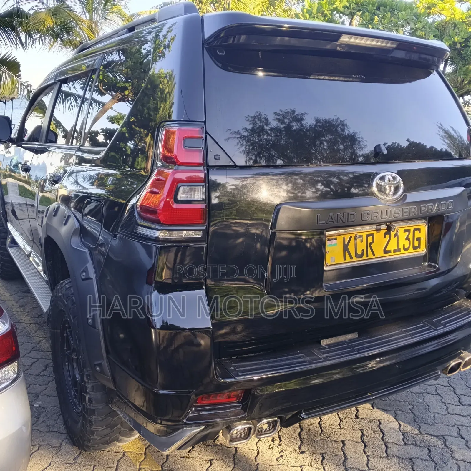 Toyota Land Cruiser 2011 Black
