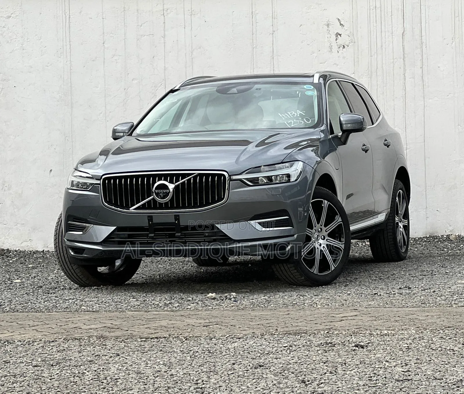 Volvo XC60 2019 Gray