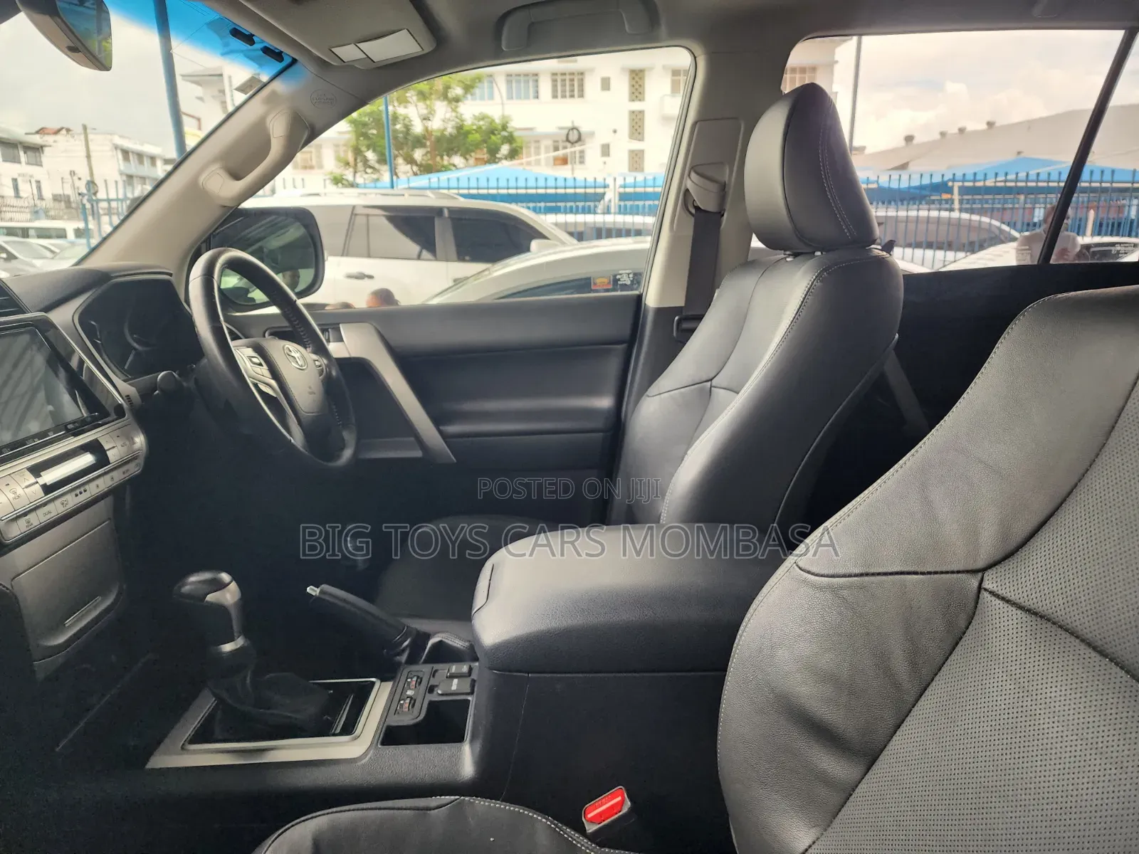 Toyota Land Cruiser Prado 2018 Black