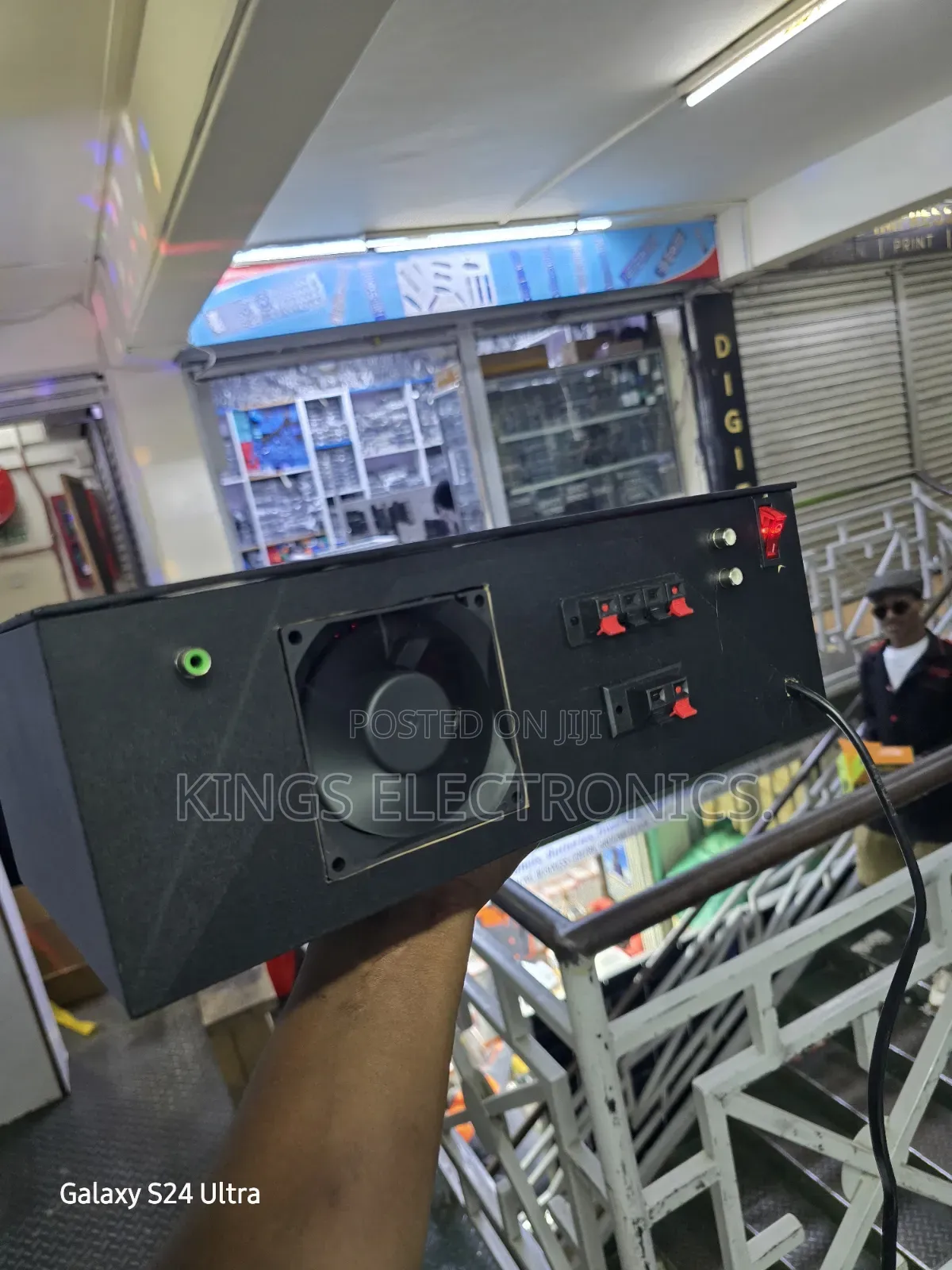 Relay Amplifier With Pre Amp.