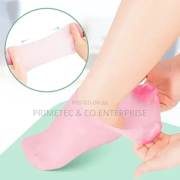 Silicone Moisturizing Socks for Super Soft Foot Skin Anti Aging