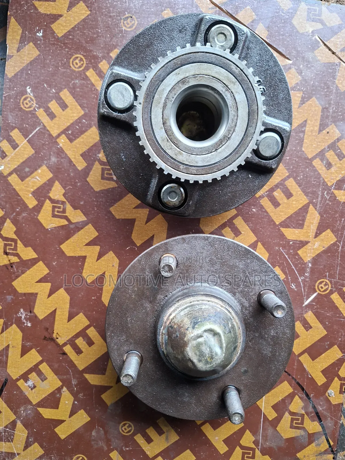 Nissan Ad/Wingroad Y11 Rear Hub