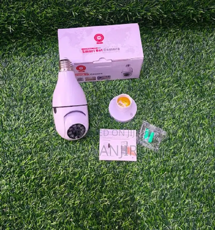 V380 Bulb Camera With Auto Tracking - Motion Alerts
