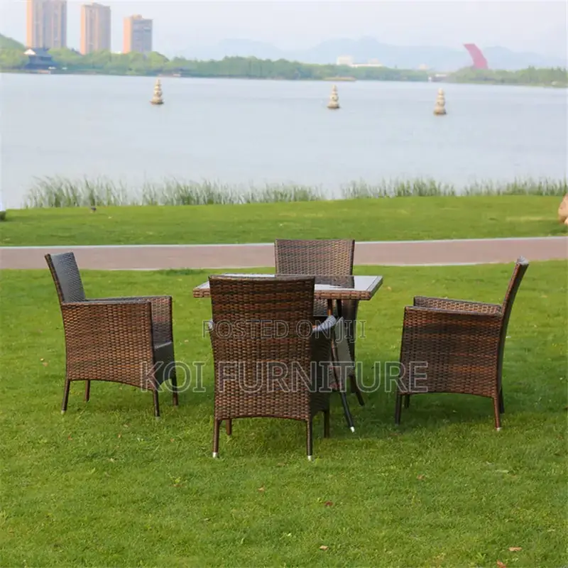 Dining Set; Durable 4 Seaters Dining Set Made of Rattan With Table