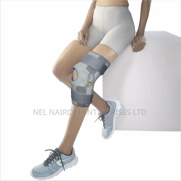 Vissco Neoprene Hinged Patella Knee Brace (Open Type)