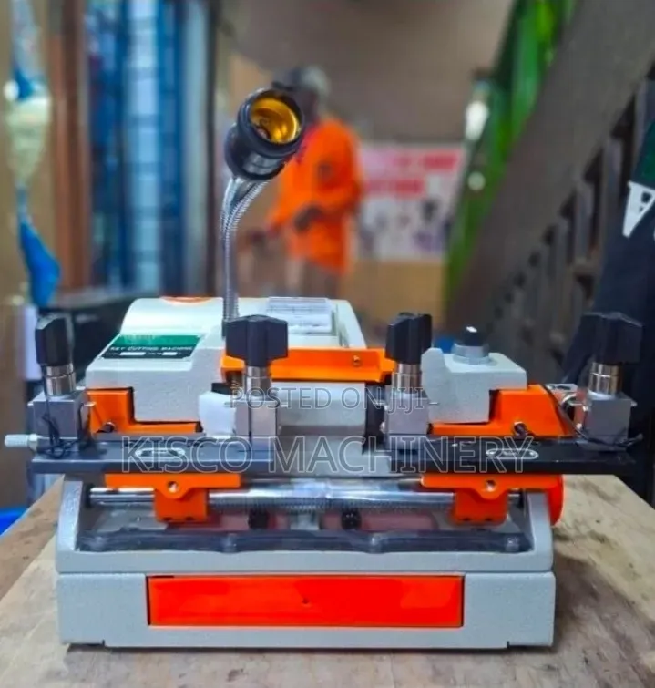 All Keys Key Cutting Machine/Key Cutting Machine