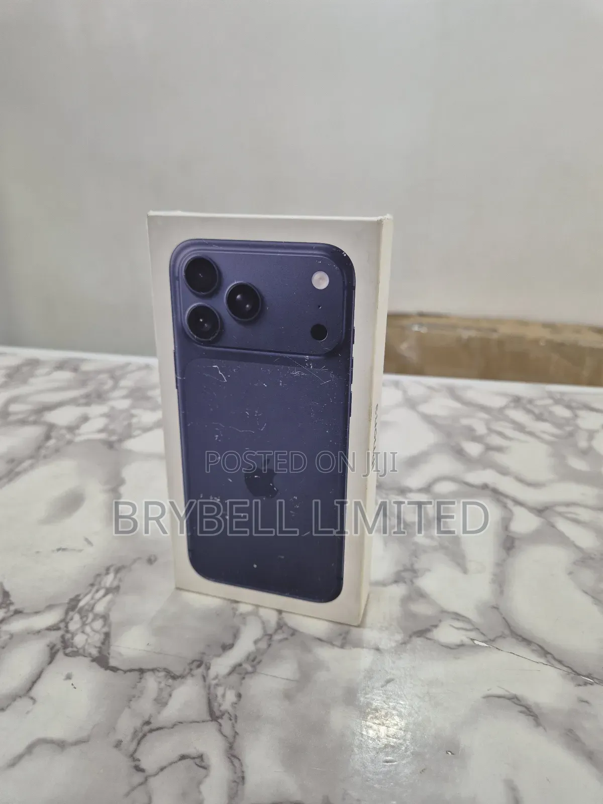 New Apple iPhone 17 Pro Max 256 GB Blue
