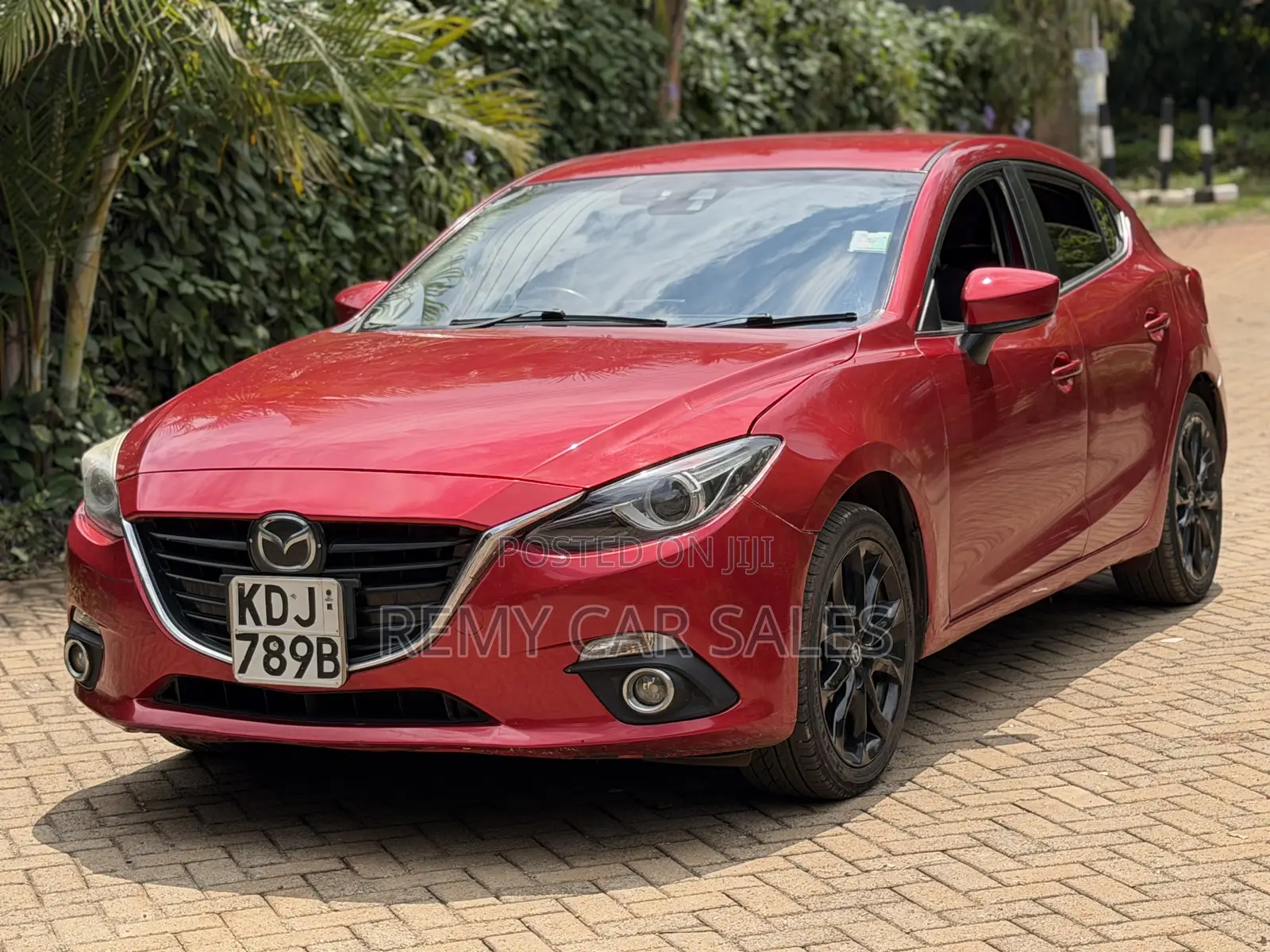 Mazda Axela 2016 Maroon