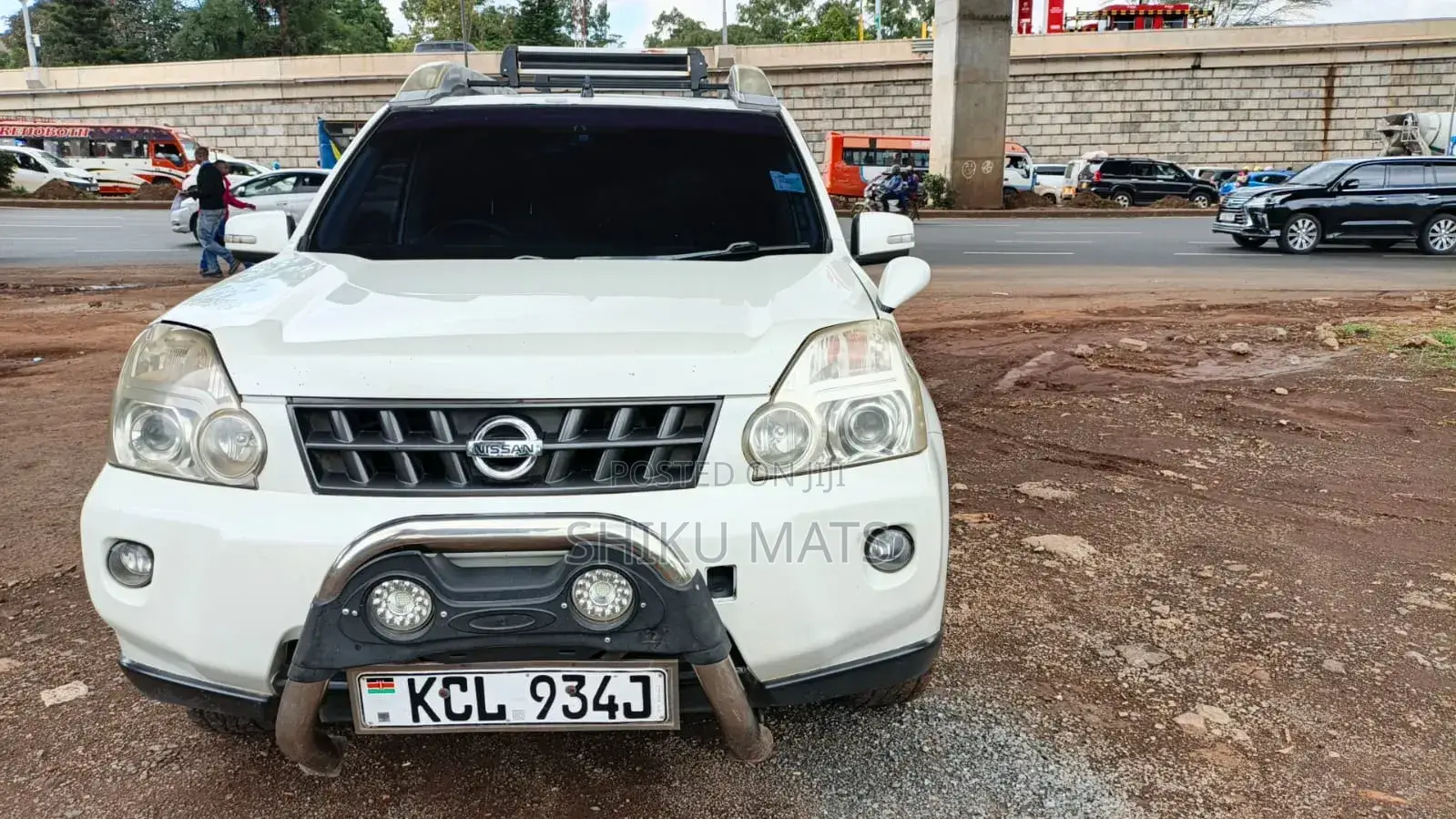 Nissan X-Trail 2.0 Petrol XE 2011