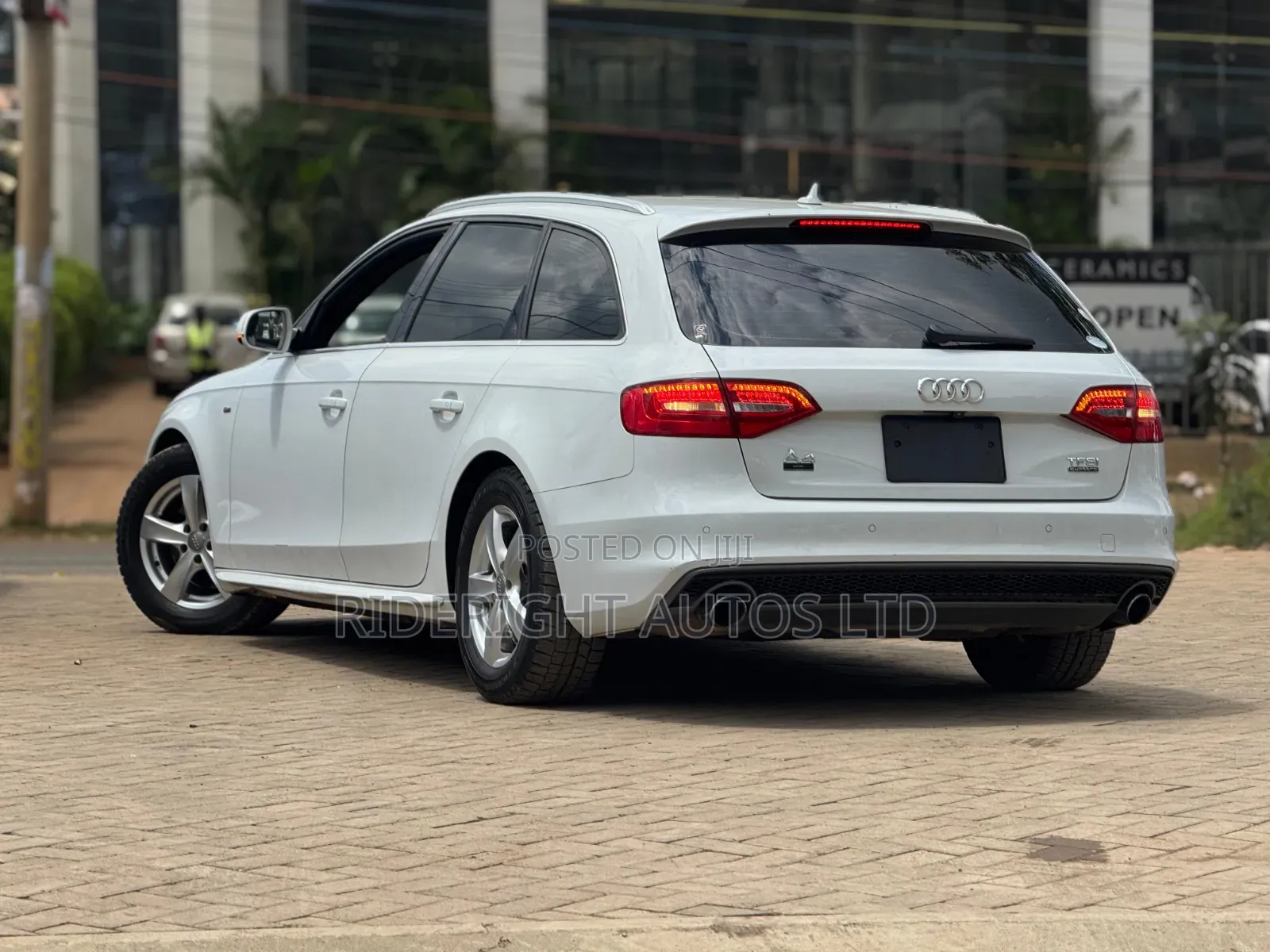 Audi A4 2.0T Premium AWD quattro 2016 White