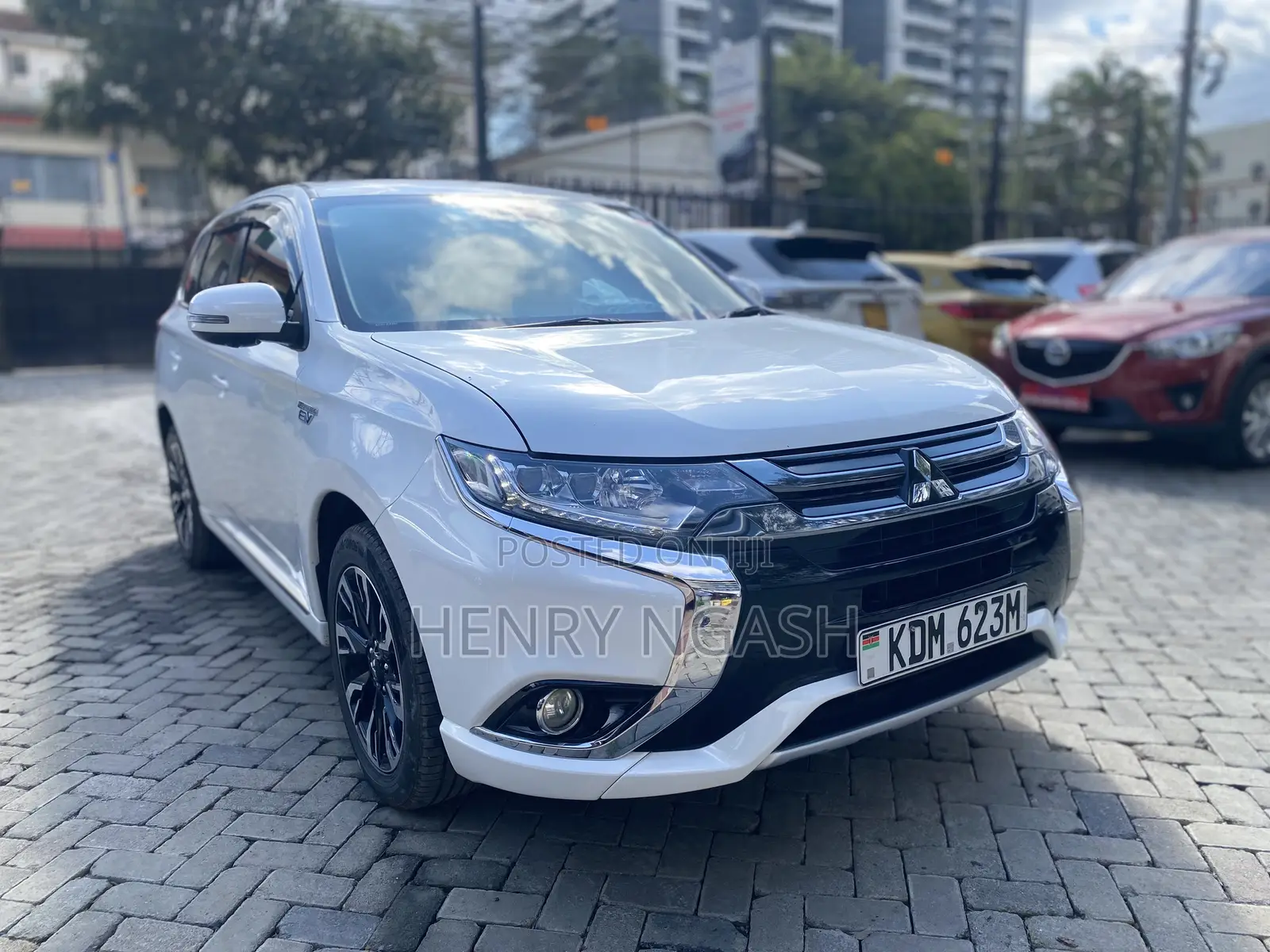 Mitsubishi Outlander 2016 Pearl
