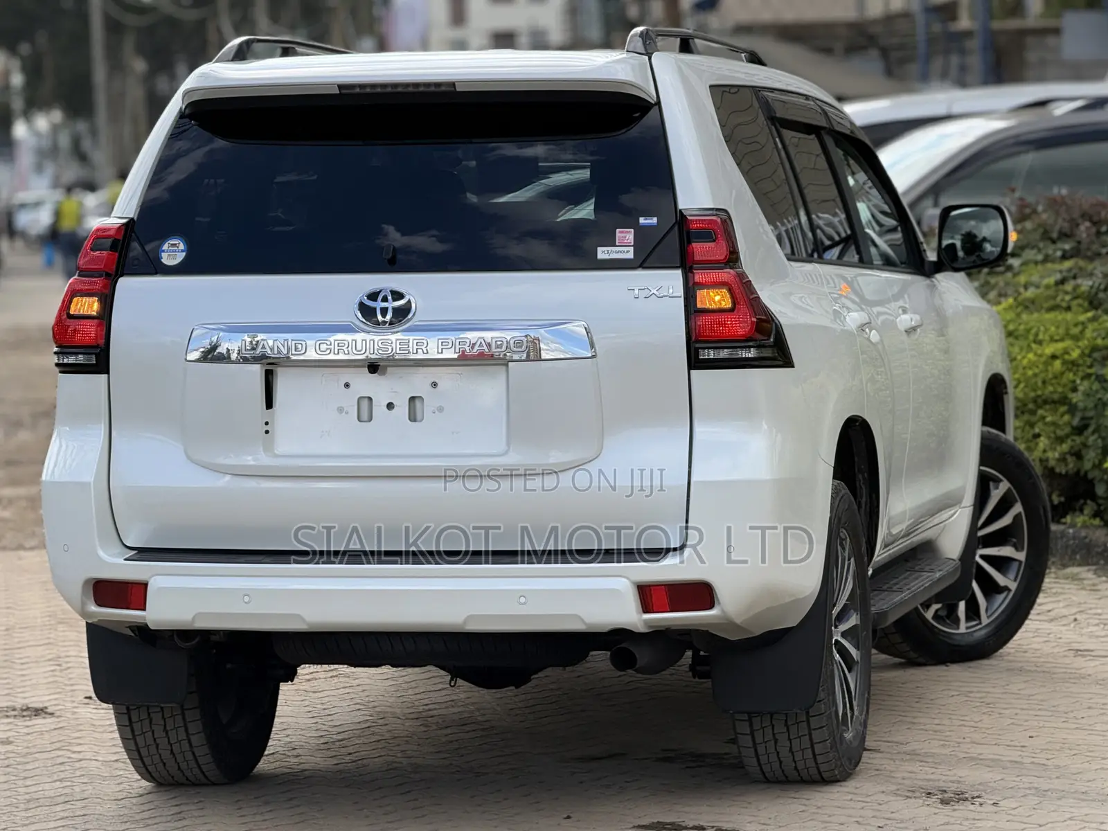 Toyota Land Cruiser Prado 2.7 2020 White