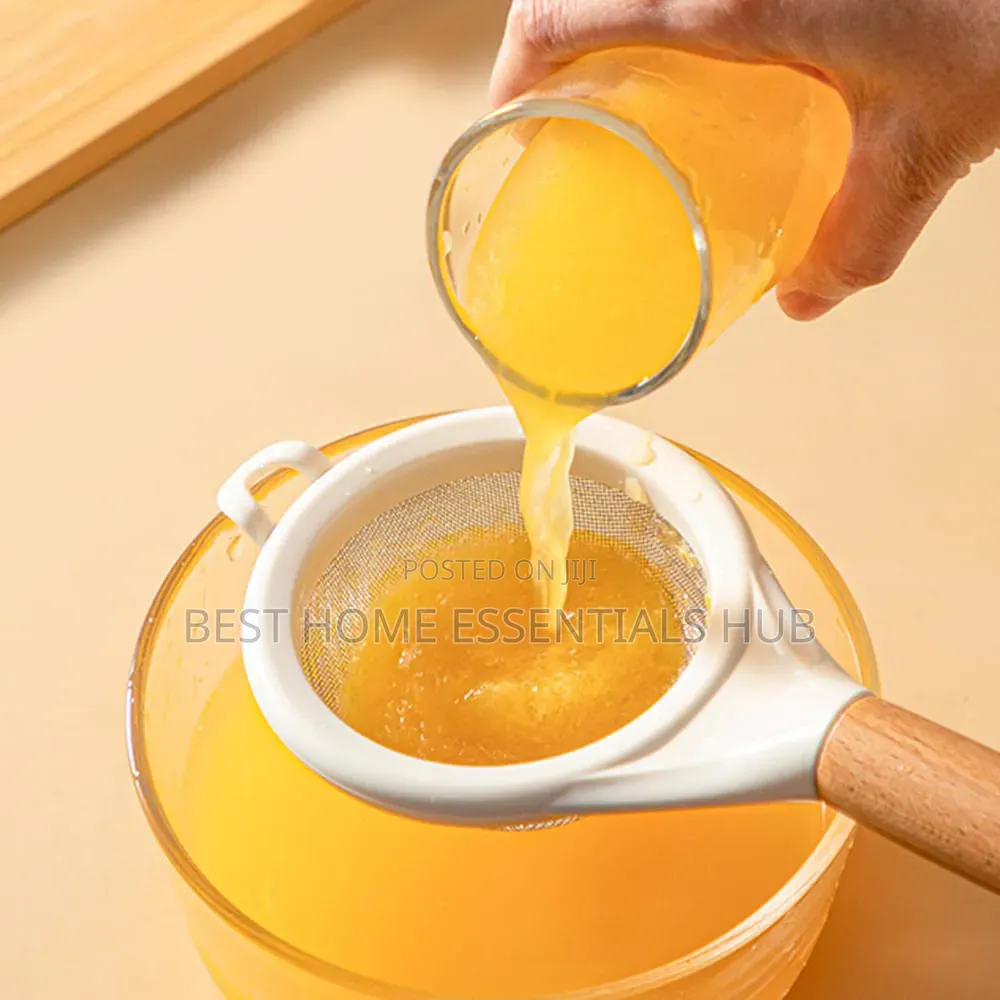 *Wooden Handle Stainless Steel Fine Mesh Sieve/Strainer