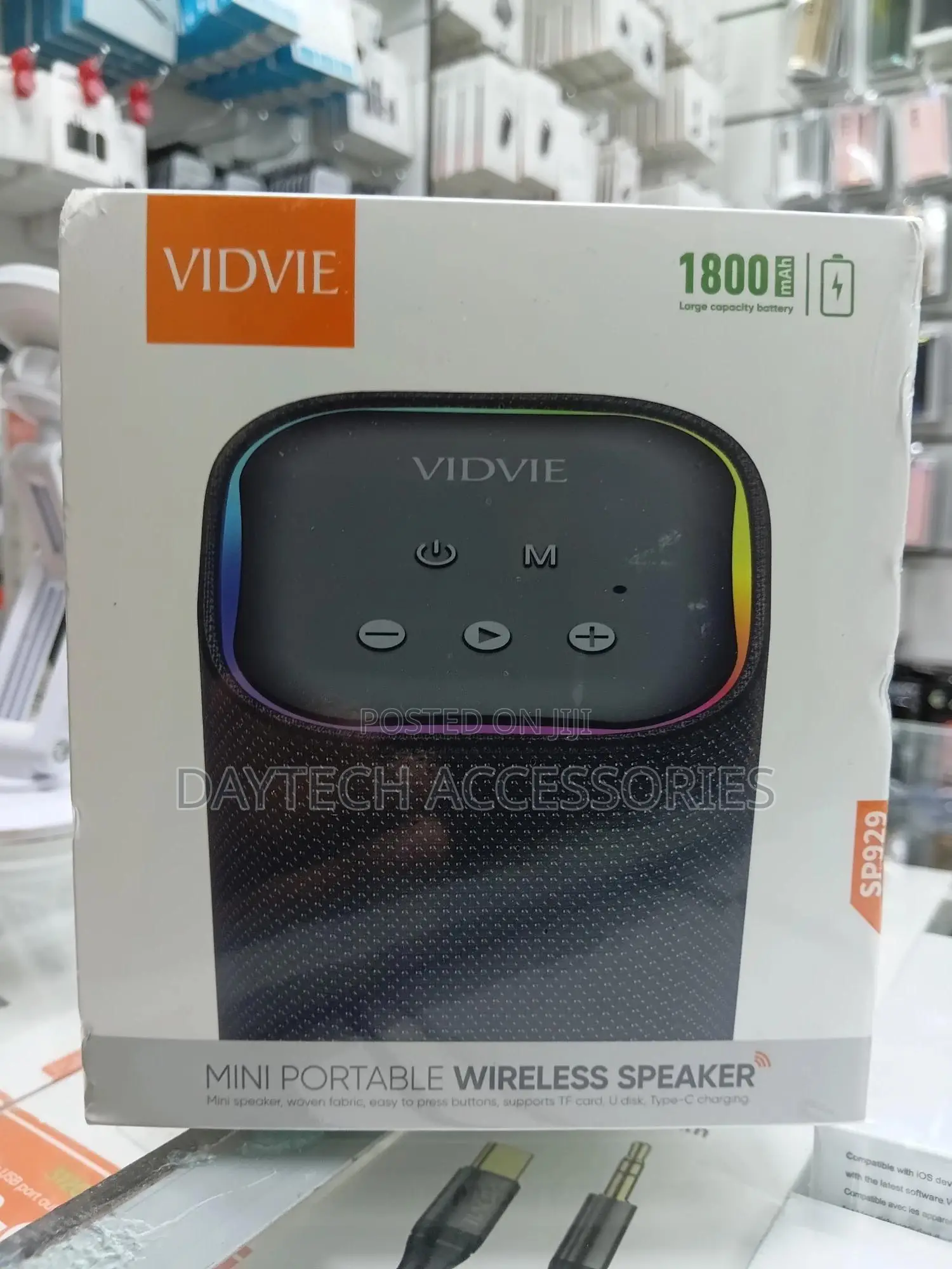 Vidvie Sp929 Portable Wireless Speaker With an 1800mah Battery.