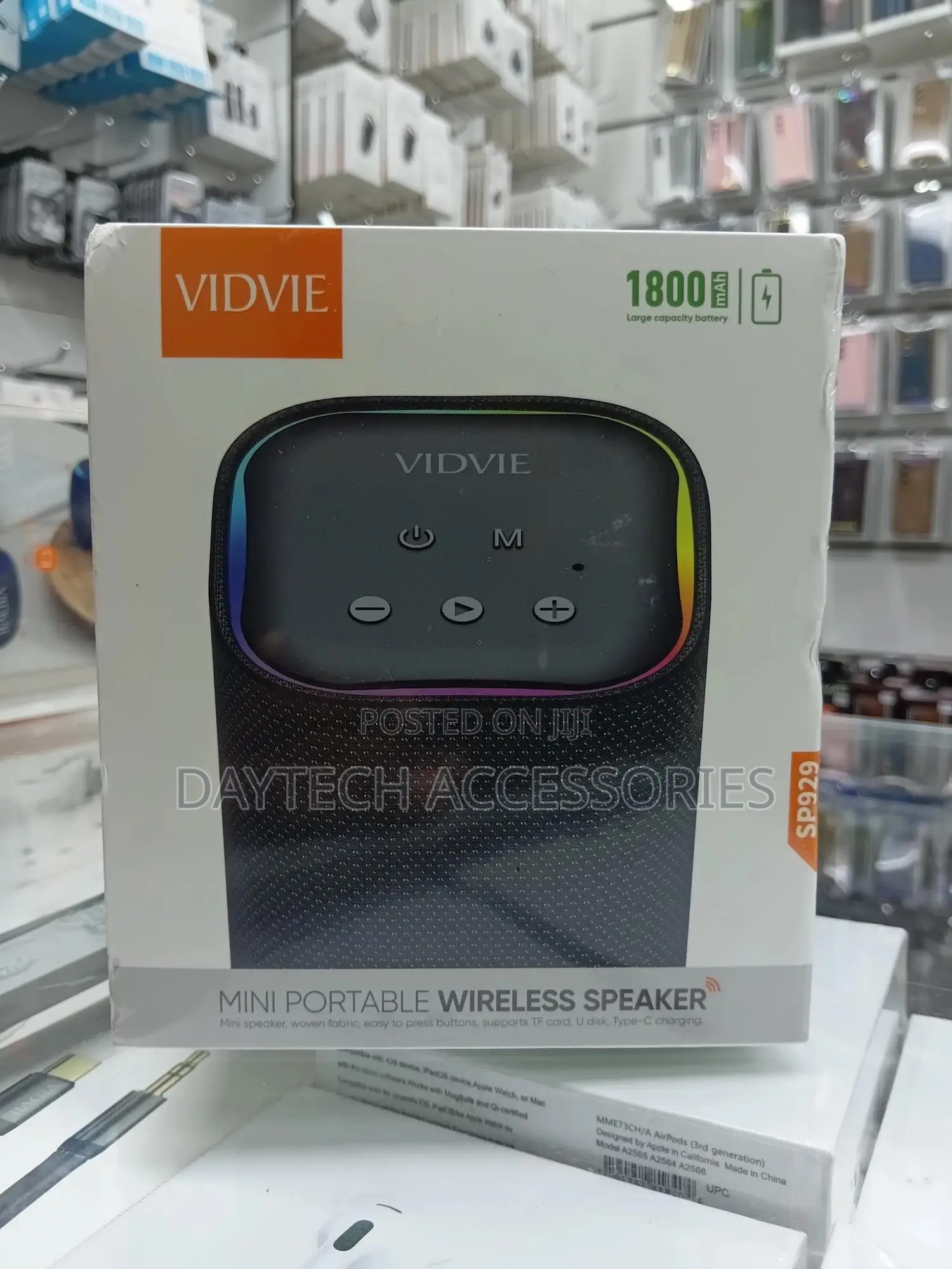 Vidvie Sp929 Portable Wireless Speaker With an 1800mah Battery.