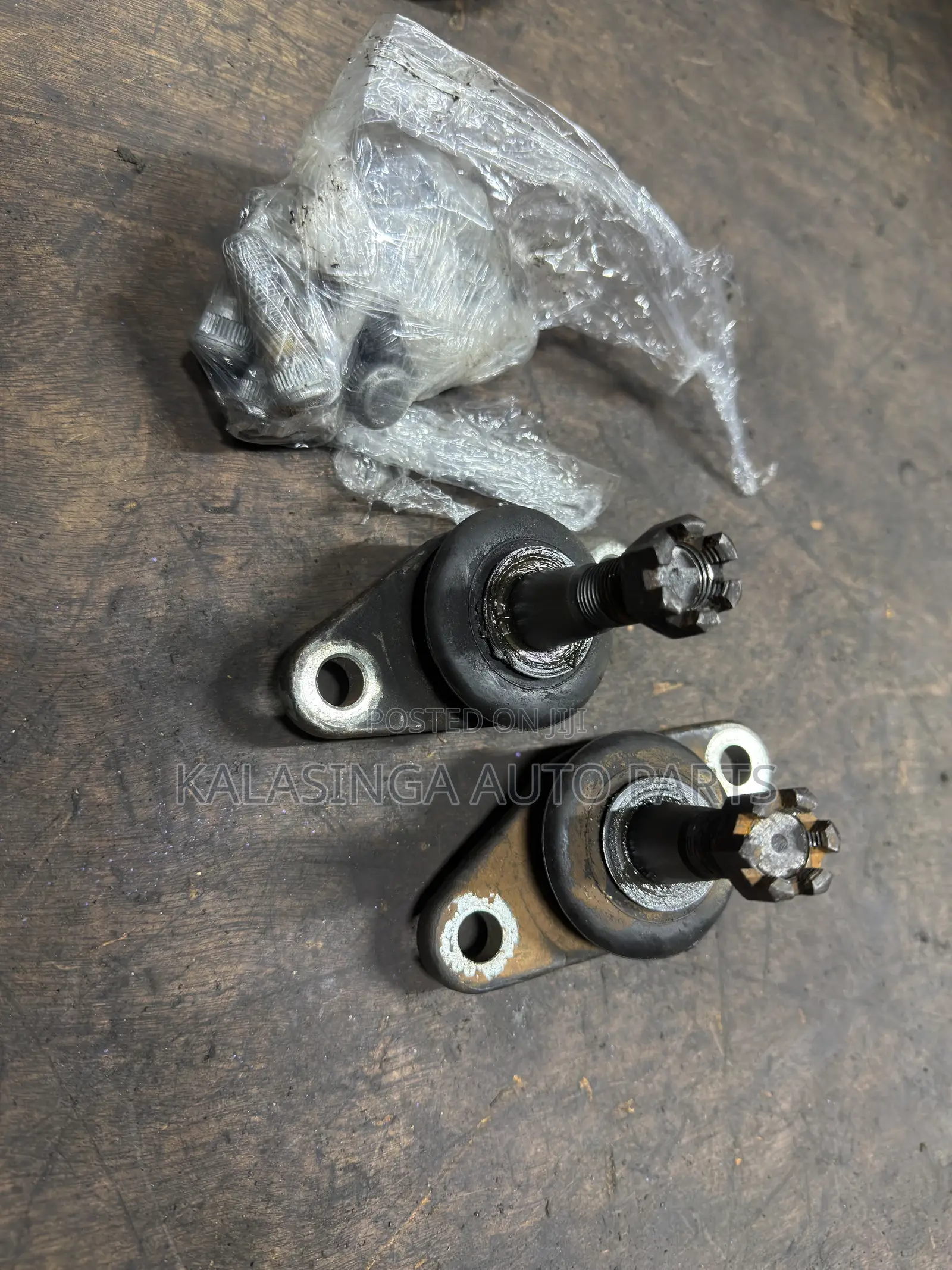 Hiace 7l 4wd Balljoints