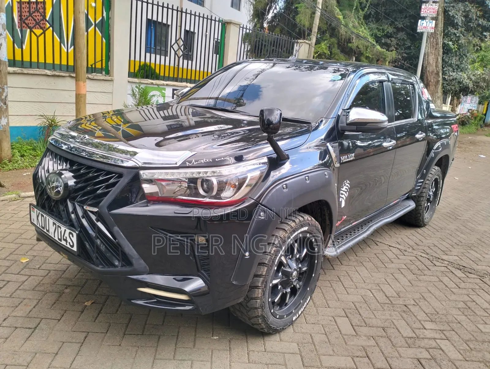 Toyota Hilux Revo Double Cab Deisel 2.4 AWD 2018 Matt Black