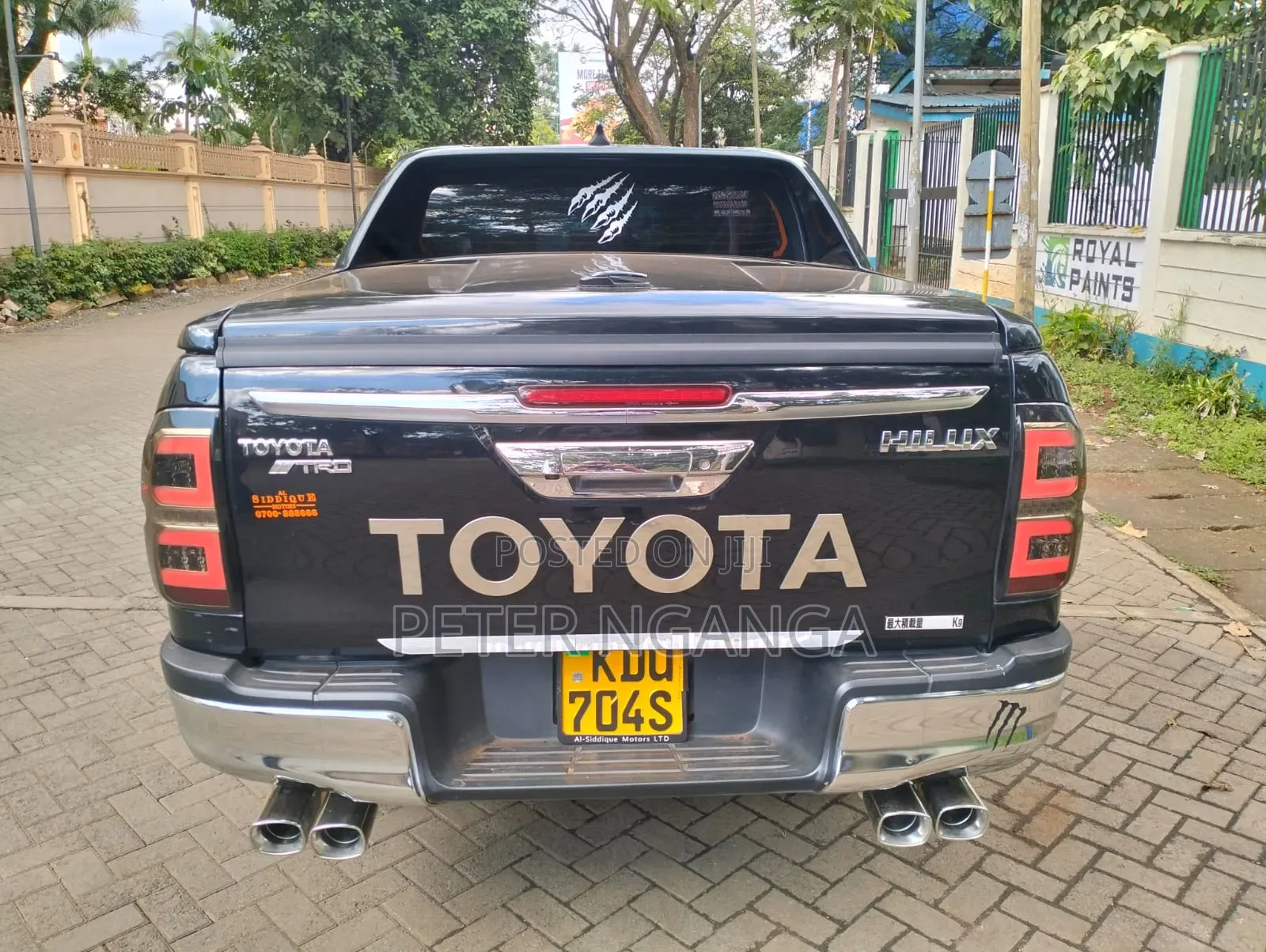 Toyota Hilux Revo Double Cab Deisel 2.4 AWD 2018 Matt Black