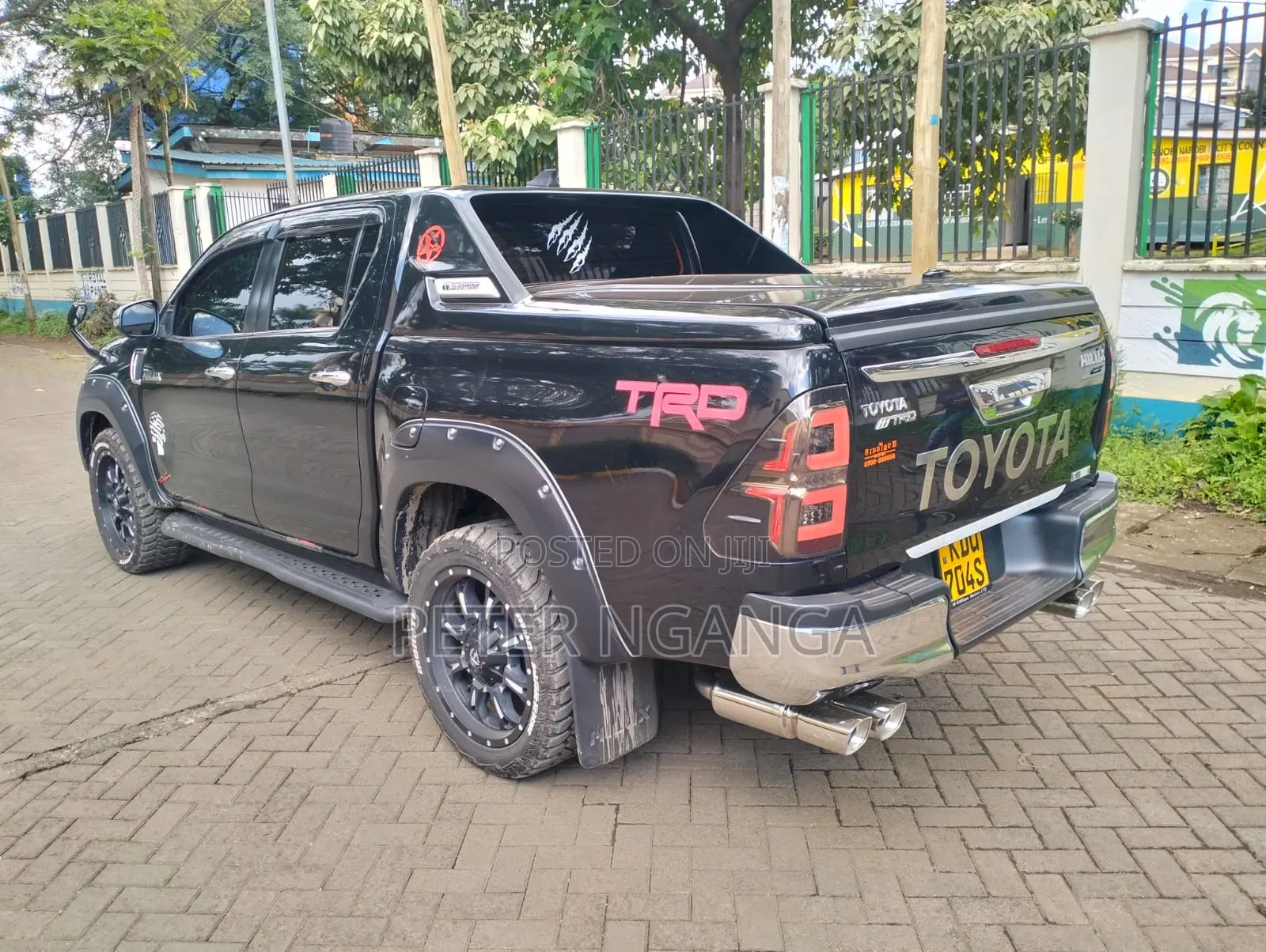 Toyota Hilux Revo Double Cab Deisel 2.4 AWD 2018 Matt Black