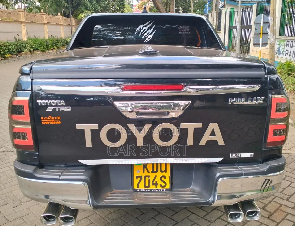 Toyota Hilux 2018 Black