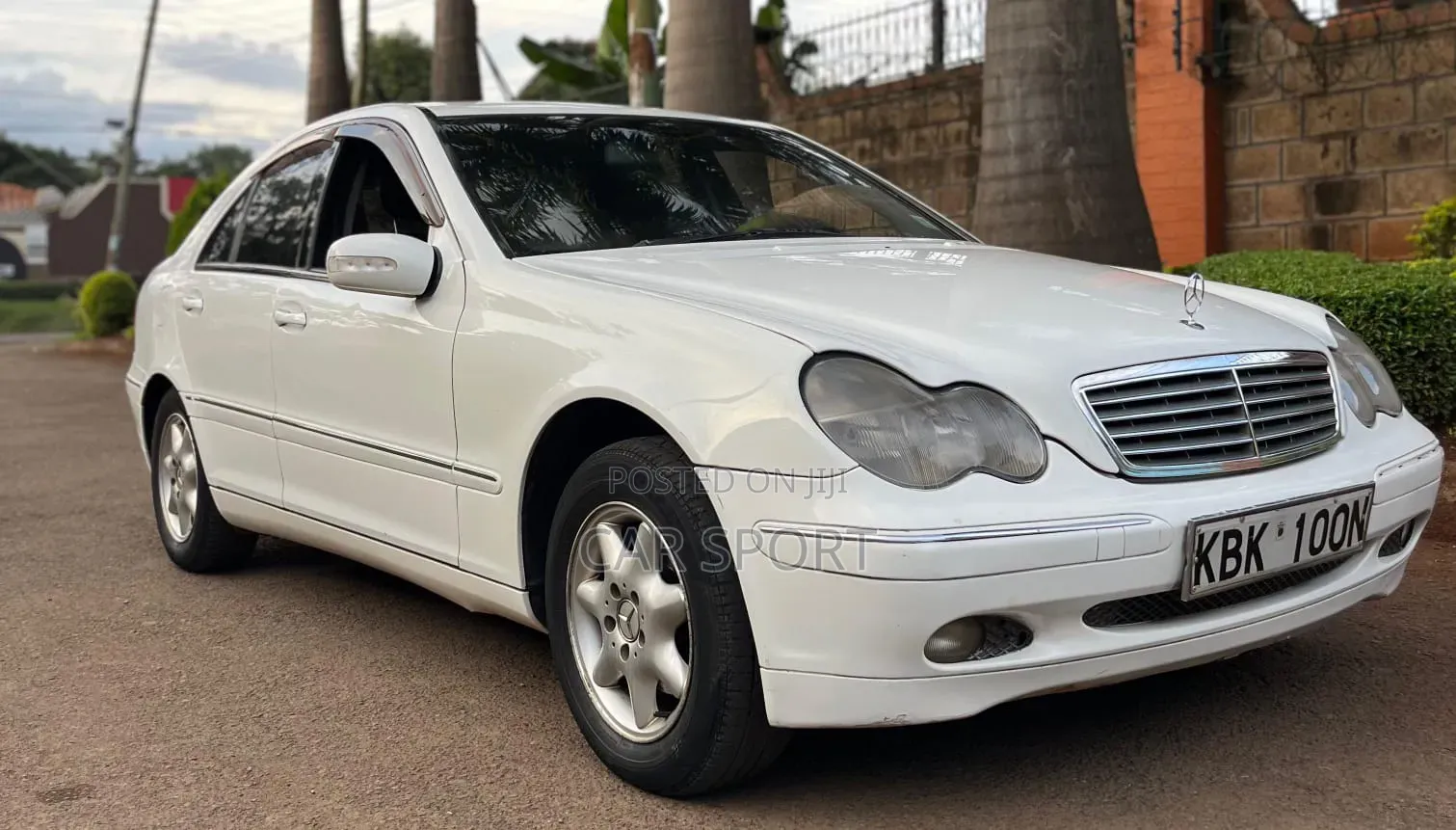 Mercedes-Benz C200 2004 White