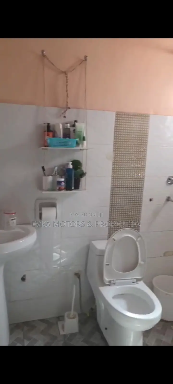 Furnished 5bdrm Mansion in Murera, Kamakis for sale