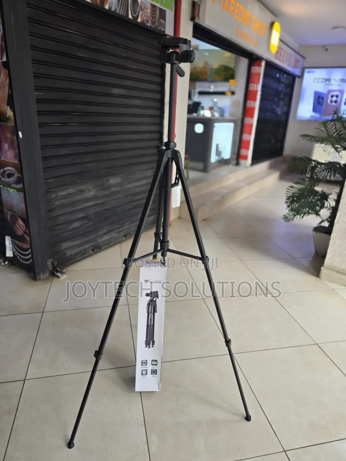 High Quality 3560 Tripod – Smooth Pan Head + Tall Stand