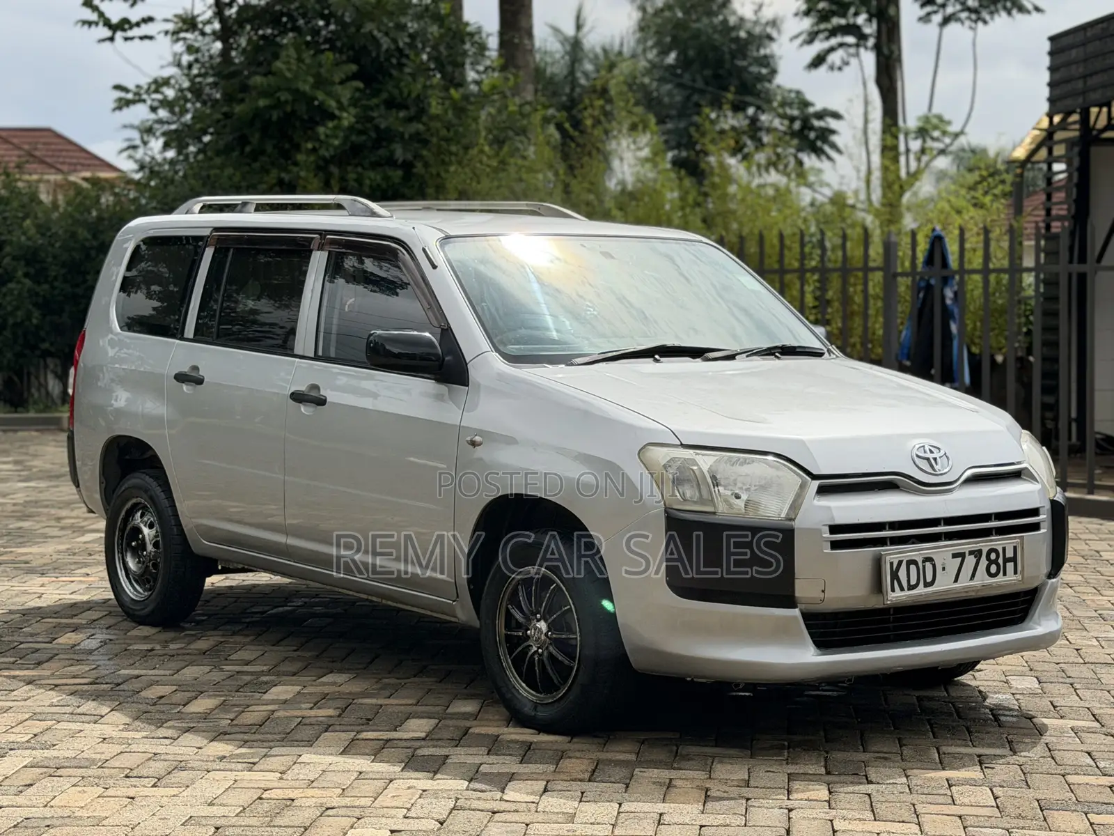 Toyota Succeed 2015 Silver