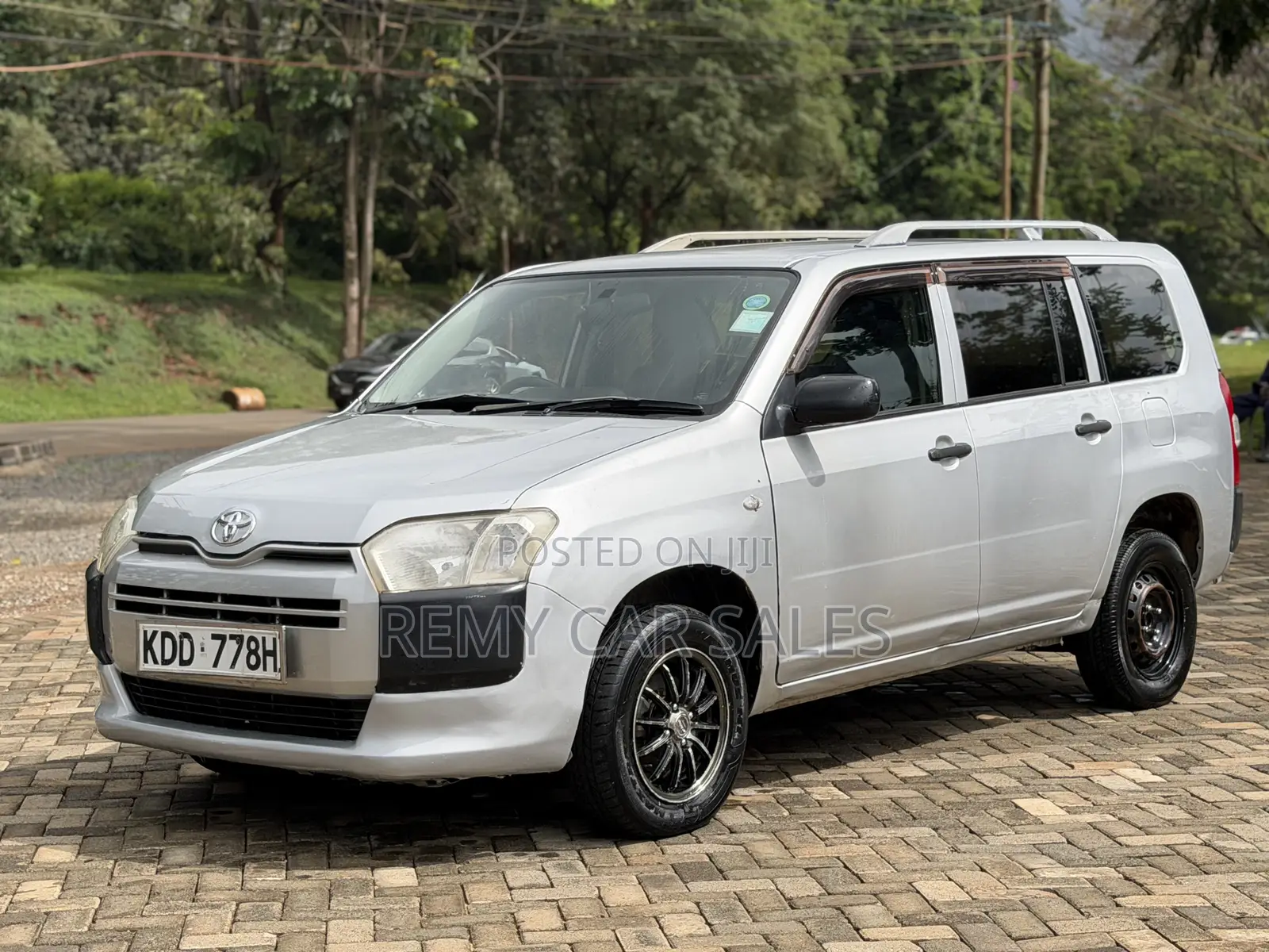Toyota Succeed 2015 Silver
