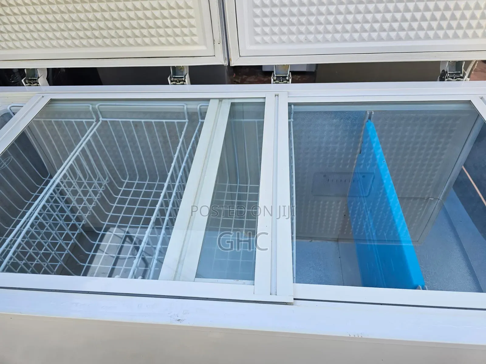 Ramtons 450l Deep Freezer (Used) White Colour