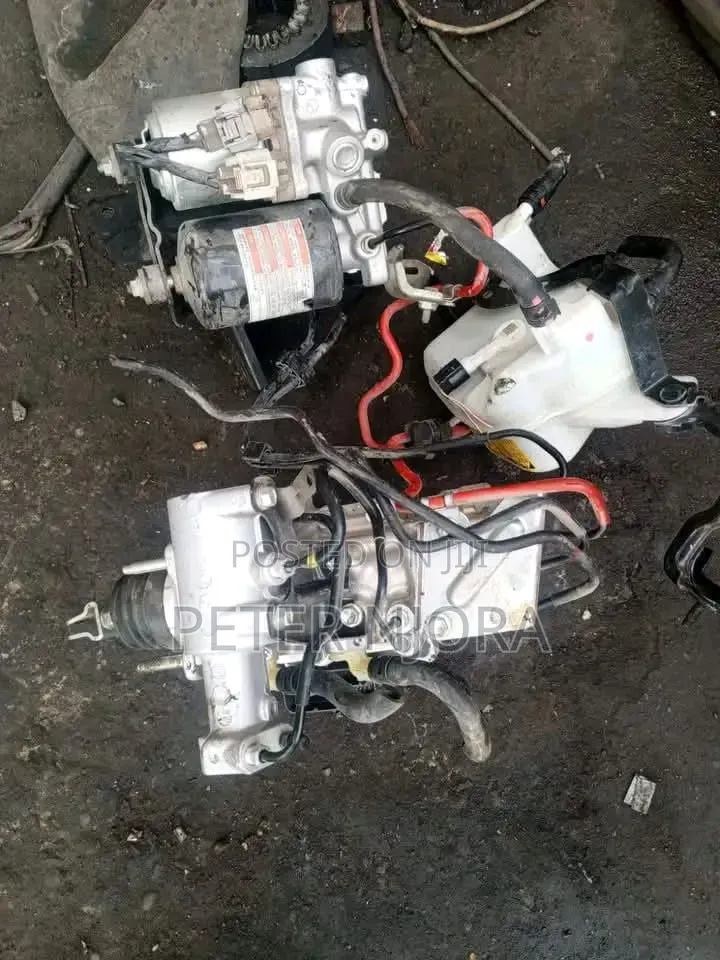 Hybrid Accumulator Motors Toyota Axio New