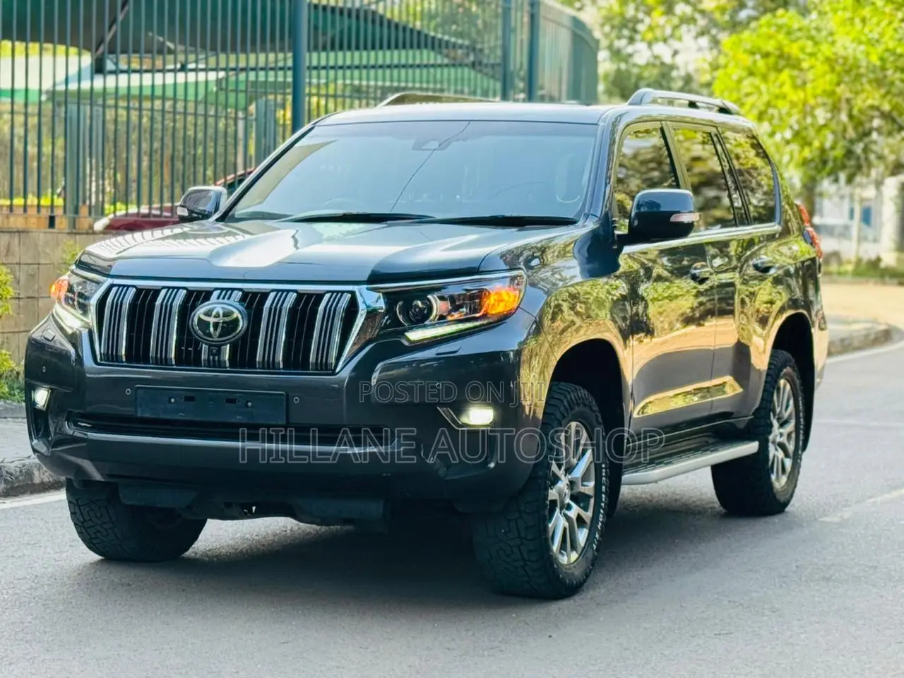 Toyota Land Cruiser Prado 2019 Gray