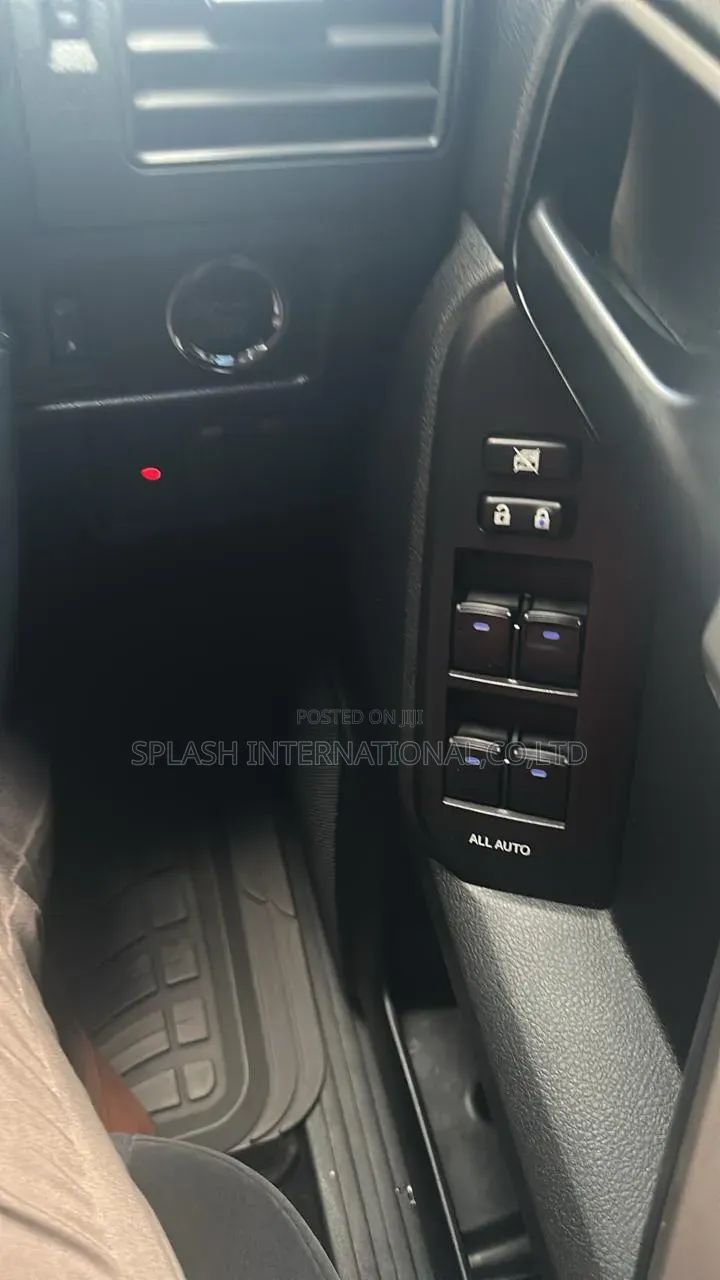 Toyota Land Cruiser Prado 2019 Black